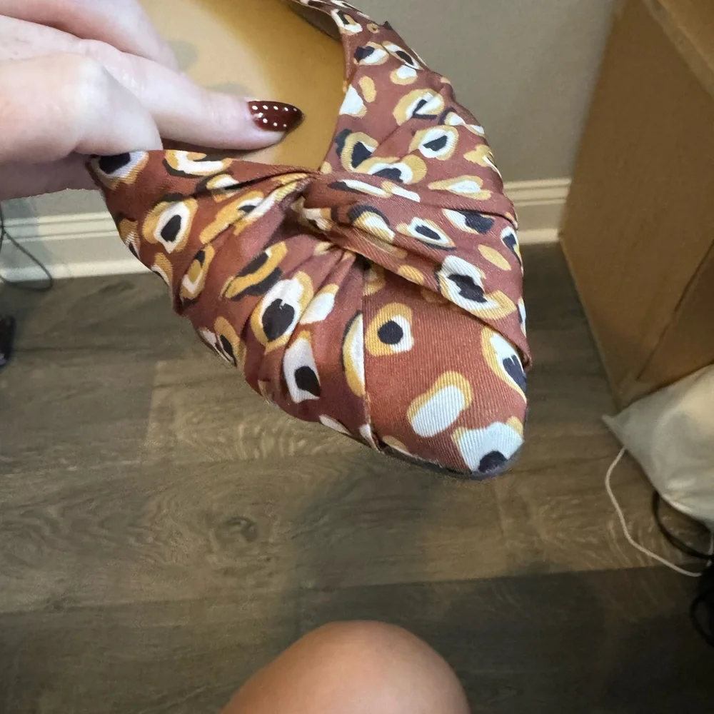 EUC Naturalizer Brown and Cream Cheetah Patterned Flats Sz 12